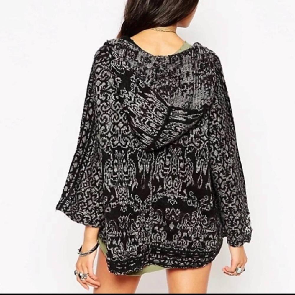 ✨NWT Free People Oversized Slouchy Boho Fuzzy Wool Alpaca Hooded Grunge Sweater - Picture 6 of 16